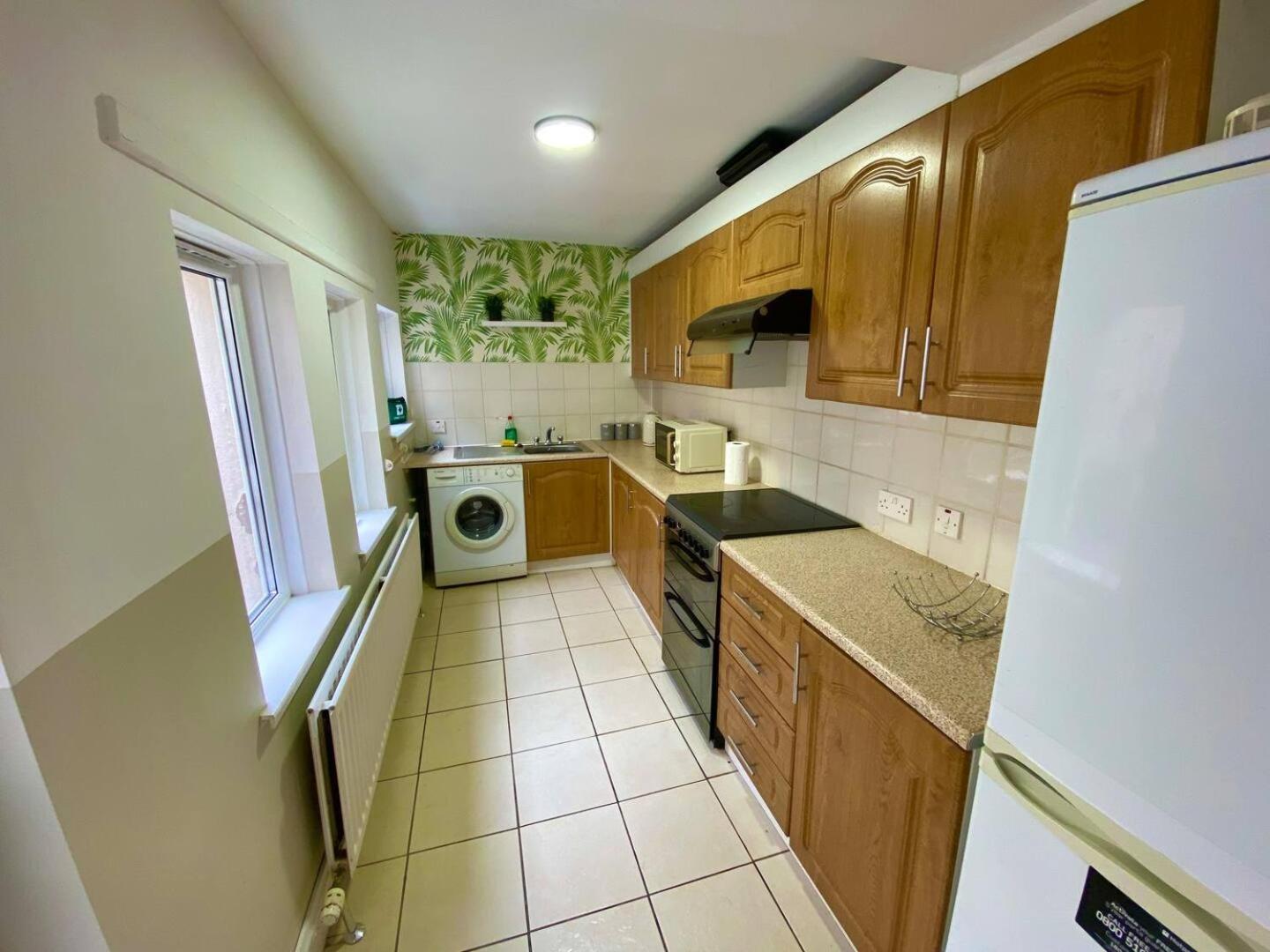 2br Side House Hébergement de vacances *
